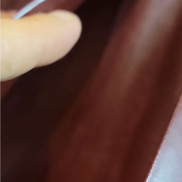 Vintage Cartier Bordeaux Bifold Long
Wallet in EUC - Picture 13 of 14